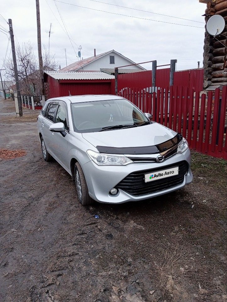 Toyota Corolla Fielder: фото владельца