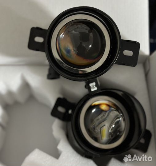 Противотуманные фары LED линза Nissan