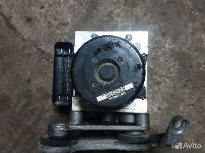 Блок ABS мерседес w204