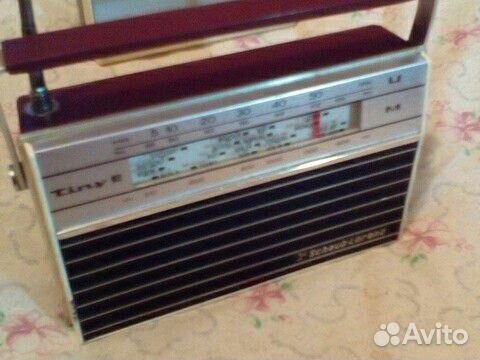 Радиоприемники Schaub Tiny E Germany / Sokol 310