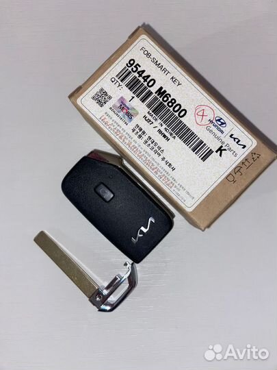 Смарт ключ KIA K3 95440-M6800 оригинал