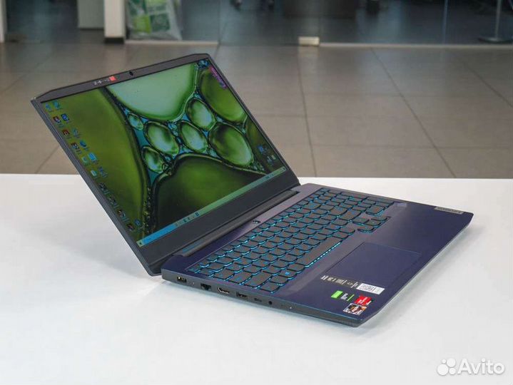 Игровой ноутбук в отличном состоянии