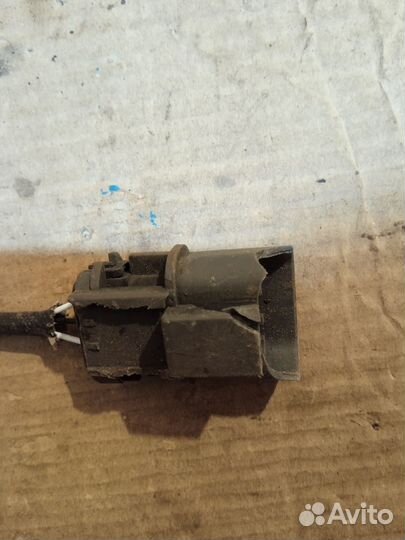 Лямбда-зонд Nissan Almera N15