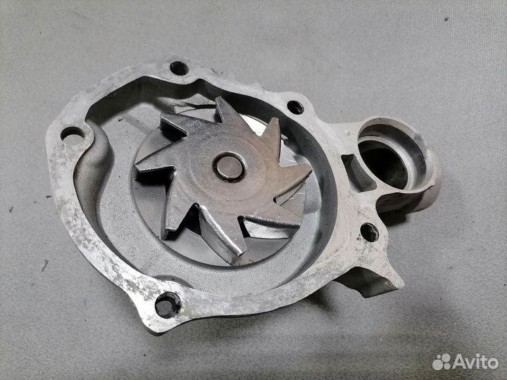 Насос водяной (помпа) для Mitsubishi Outlander CU
