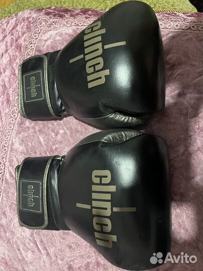 Боксерские перчатки