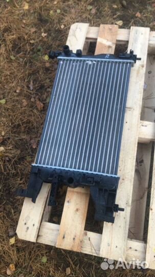 Радиатор двс Chevrolet cruze 2013