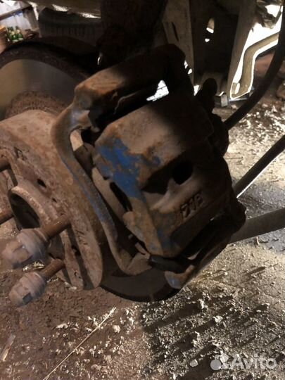 Суппорта Mitsubishi Galant 8 2.5 V6 6a13