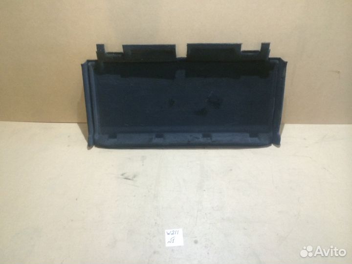 Обшивки багажника Mercedes W211