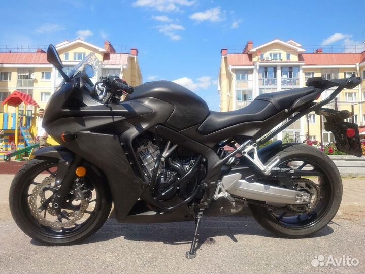 Honda CBR650F (2016) 7900км