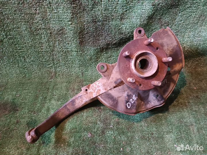 Кулак поворотный передний правый Mazda 6 GG рестай