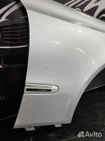 Крыло переднее правое Мерседес w211 775u