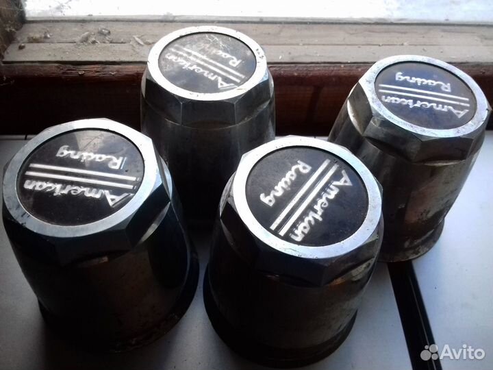 American Racing ступичные колпаки под хром