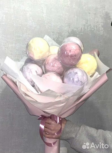 Сладкий подарок девушке