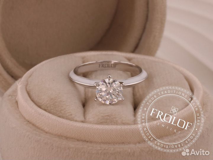 Помолвочное кольцо с бриллиантом 1 карат