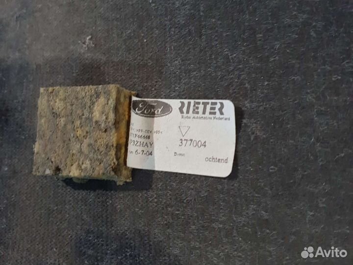 Задняя полка форд мондэо 3 седан