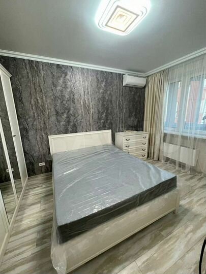 2-к. квартира, 72 м², 8/25 эт.