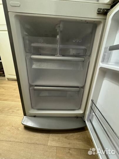 Холодильник LG(CR-459qtja)