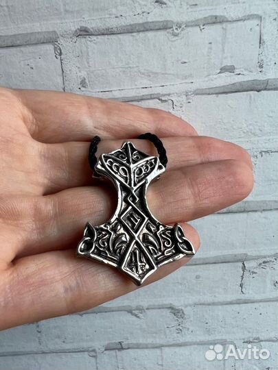 Подвеска Молот Тора