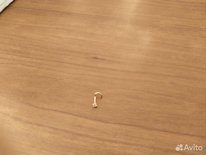 Серьга для пирсинга в нос золото