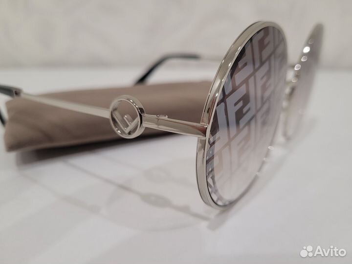 Солнцезащитные очки fendi оригинал