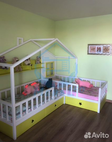 Двухъярусная кровать