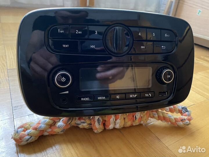 Автомагнитола Smart forfour fortwo с раской