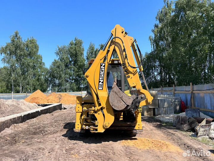 Экскаватор-погрузчик Ensign BL988, 2023
