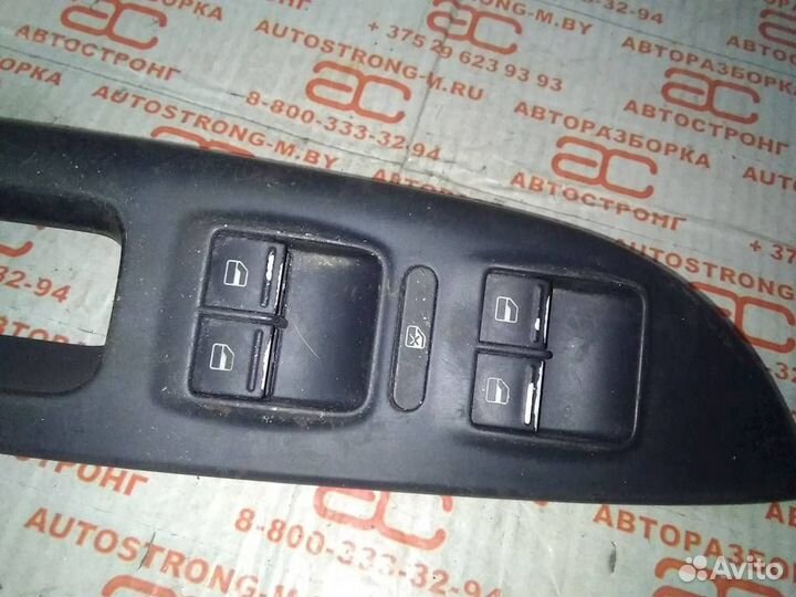 Блок управления стеклоподъемниками Skoda Octavia