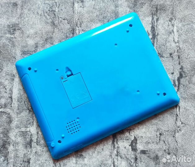 Азбукварик планшетик с пианино новый