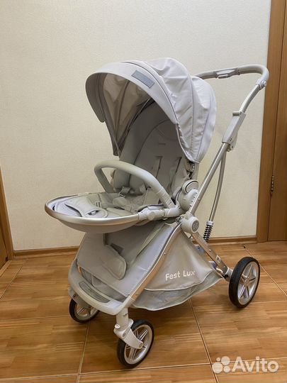 Продам прогулочную коляску