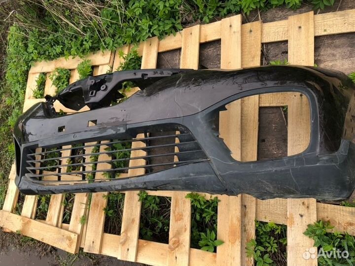 Бампер передний Renault Kaptur 1.6 2016-2022