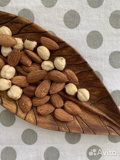 Деревянная тарелка для сервировки и подачи