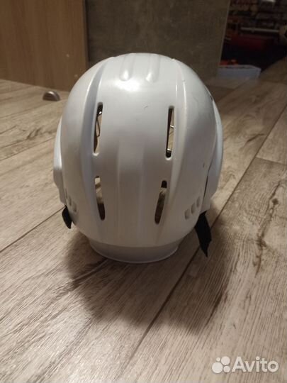 Шлем хоккейный