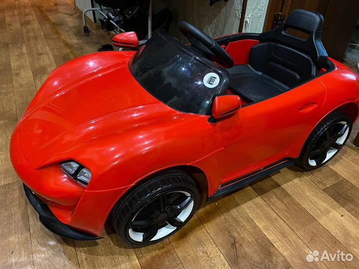 Детский электромобиль
