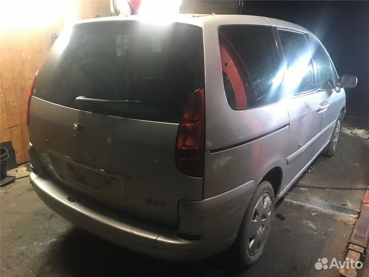 Разбор на запчасти Peugeot 807
