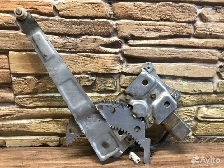 Стеклоподъемный механизм задний левый Mazda