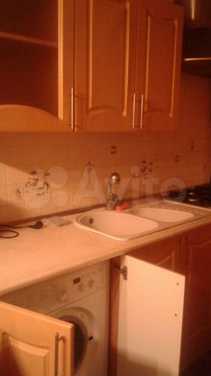 2-к. квартира, 53 м², 1/2 эт.