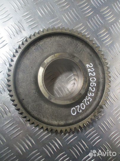 Шестерня Iveco 9841834