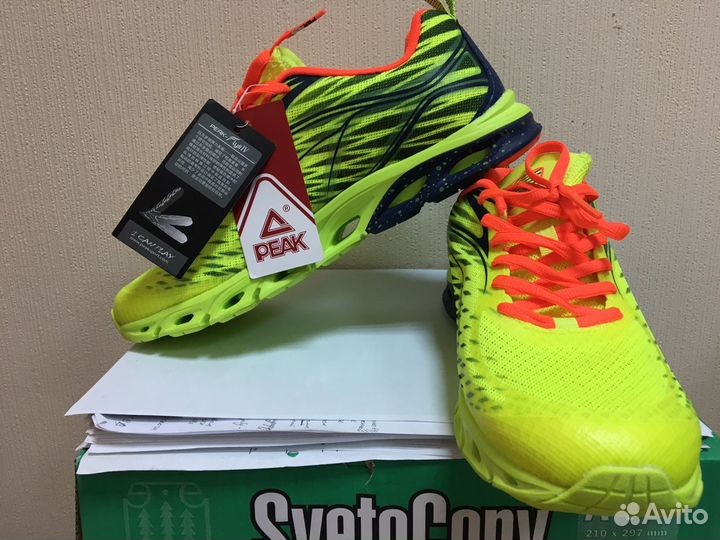 Кроссовки фирмы “peak “ mod E62117H