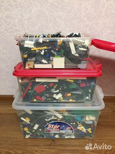 Lego россыпью, наборы в коробках