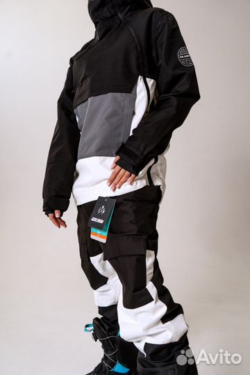 Костюм для сноуборда