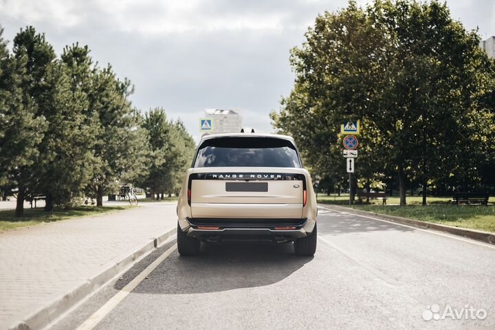 Land Rover Range Rover 4.4 AT, 2022, 4 000 км
