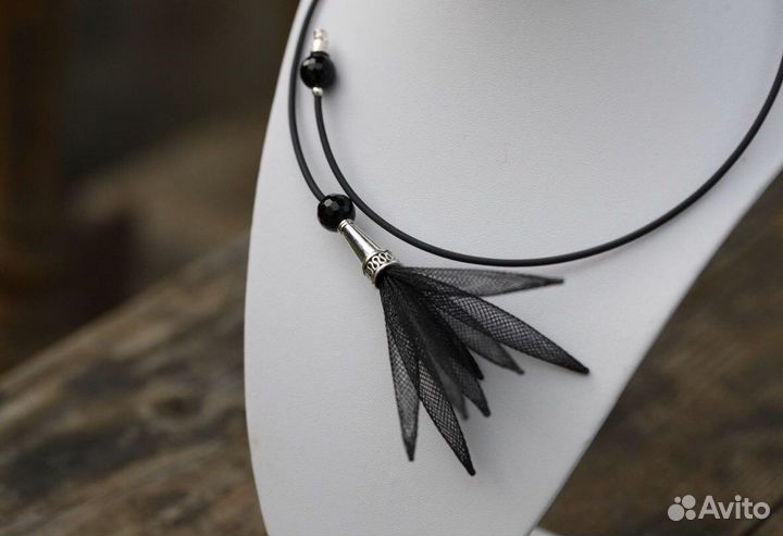 Украшение для женщин