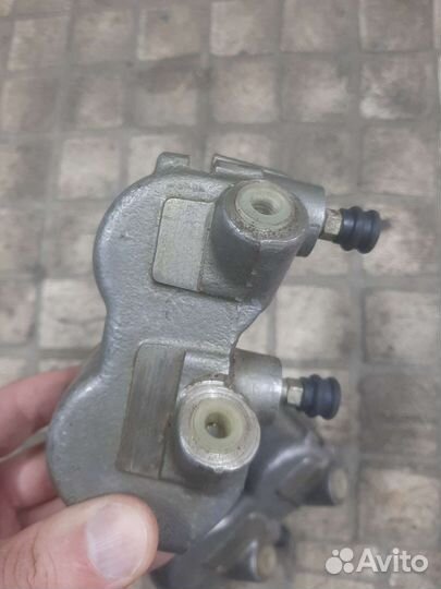 Передние тормозные цилиндры Москвич 2141