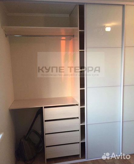 Прихожие, гардеробные, купе