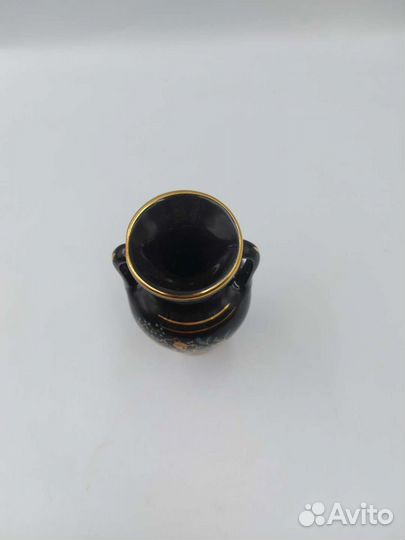 Ваза амфора с греческим сюжетом