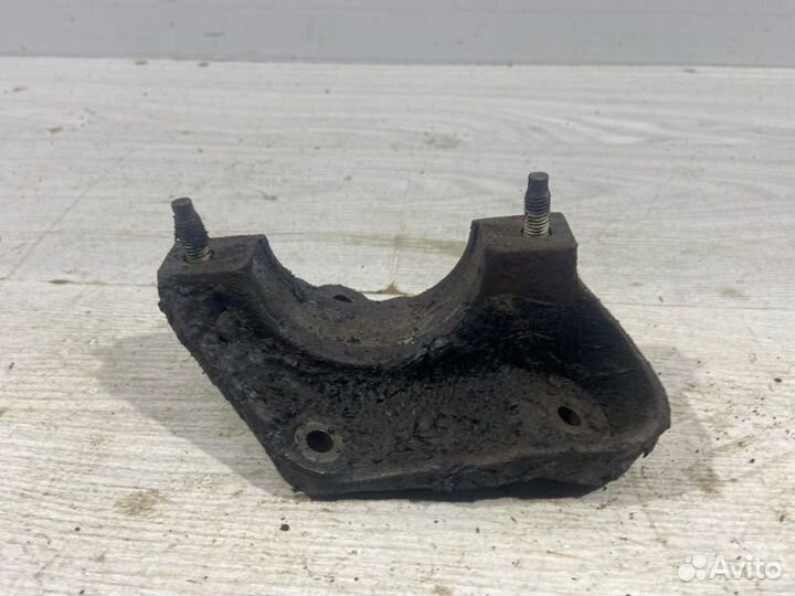 Кронштейн двигателя Ford Focus 1 (98-05) седан