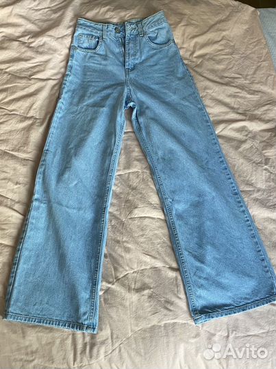 Джинсы