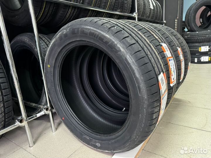 Tracmax X-Privilo TX3 225/35 R19 110