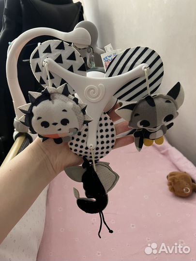 Мобиль на кроватку tiny love